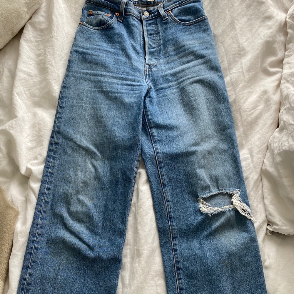 Levis ribcage jeans